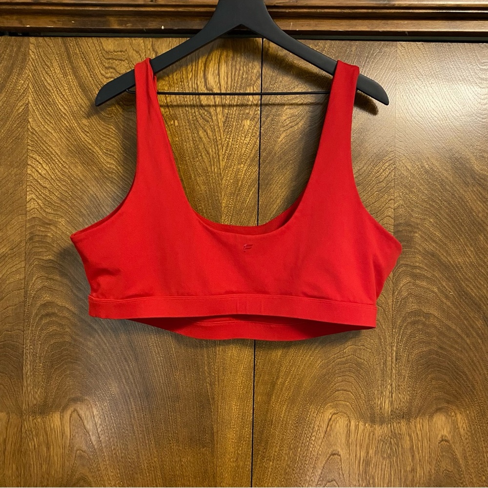 Fabletics 3X Women’s Red Sports Bra EUC Activewear Sporty Athletic Athleisure - Picture 2 of 9